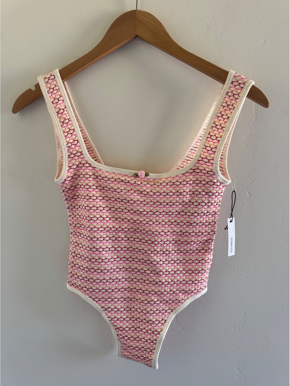 Forever 21 Women’s Small Pink Crochet Knit Bodysuit Rose Detail NWT